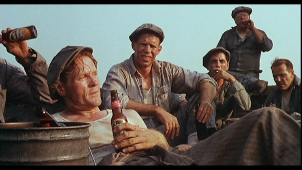 the-shawshank-redemption-the-shawshank-redemption-16632577-1600-900.jpeg